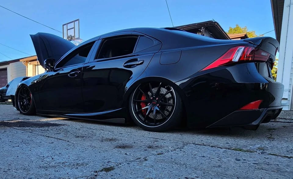 2015 Lexus IS 3rd Gen - Image 17 of 19