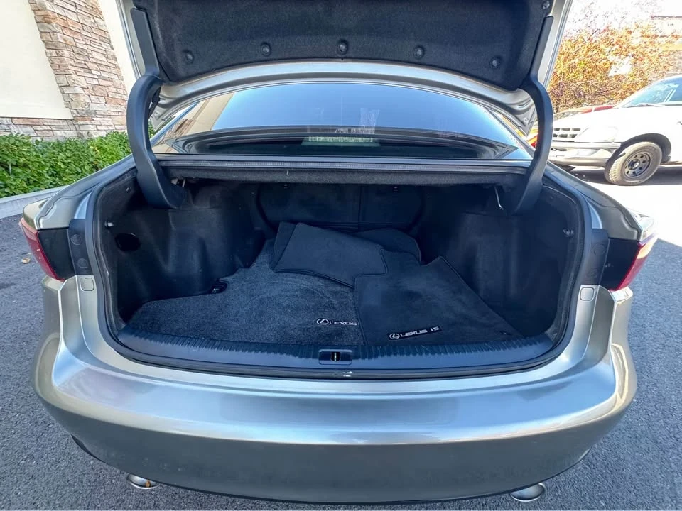2015 Lexus IS 3rd Gen - Image 8 of 18