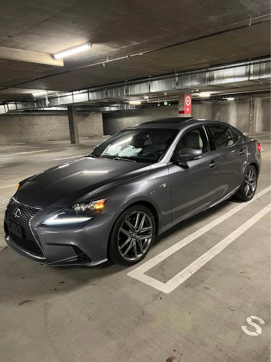 2015 Lexus IS 3rd Gen - Image 11 of 20