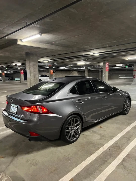 2015 Lexus IS 3rd Gen - Image 9 of 20