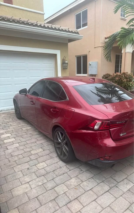 2015 Lexus IS 3rd Gen - Image 4 of 6