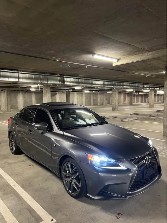 2015 Lexus IS 3rd Gen - Image 4 of 20