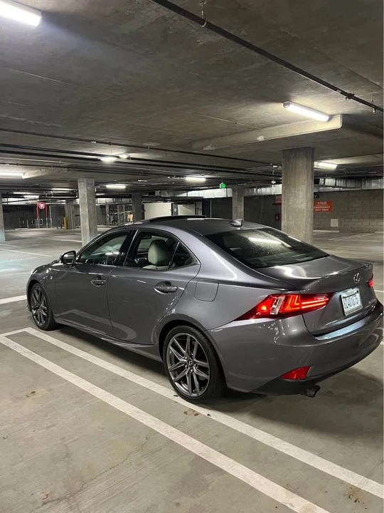 2015 Lexus IS 3rd Gen - Image 10 of 20