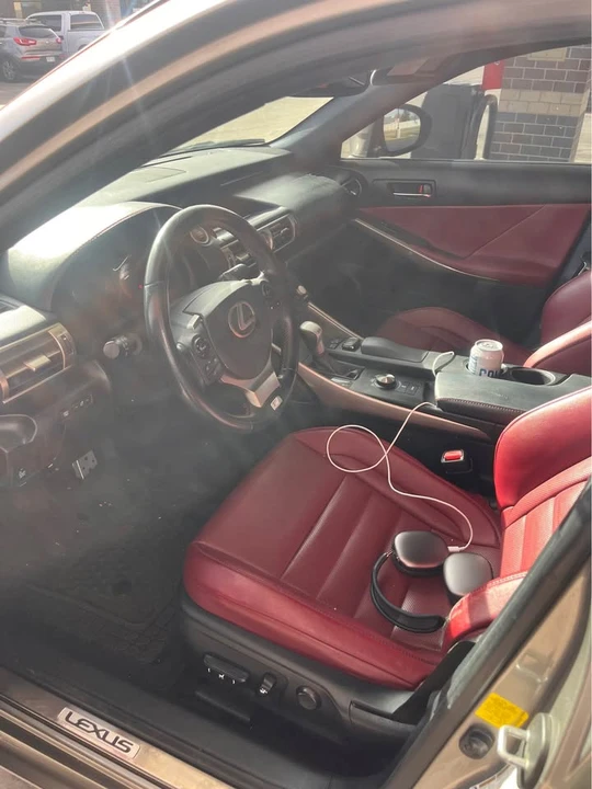2015 Lexus IS 3rd Gen - Image 4 of 5