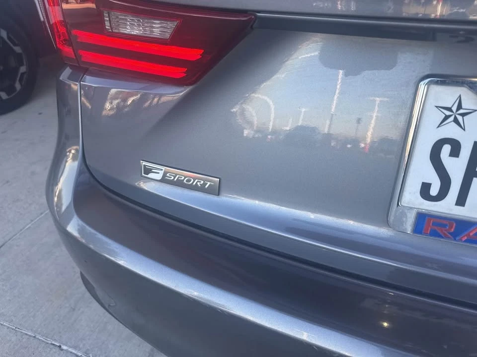2015 Lexus IS 3rd Gen - Image 8 of 18