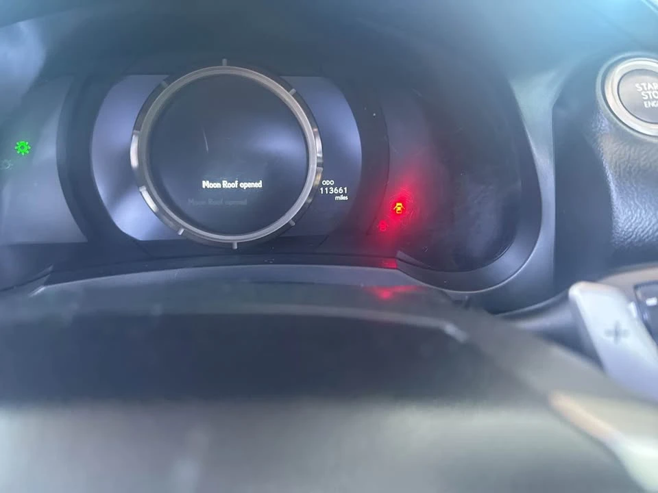 2015 Lexus IS 3rd Gen - Image 13 of 18