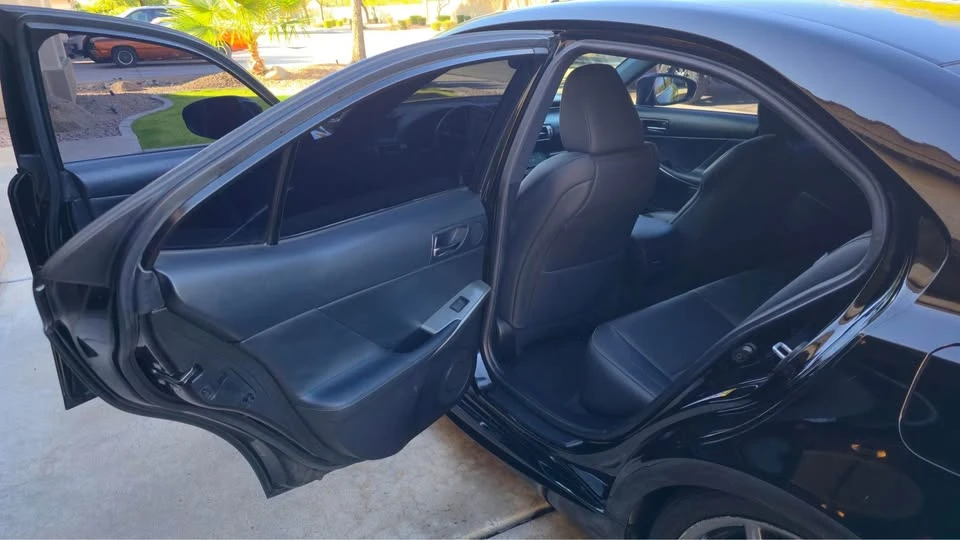 2015 Lexus IS 3rd Gen - Image 11 of 12