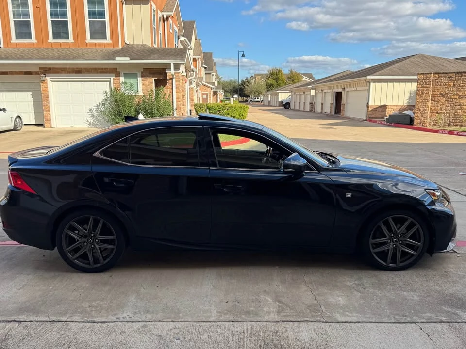 2015 Lexus IS 3rd Gen - Image 9 of 20