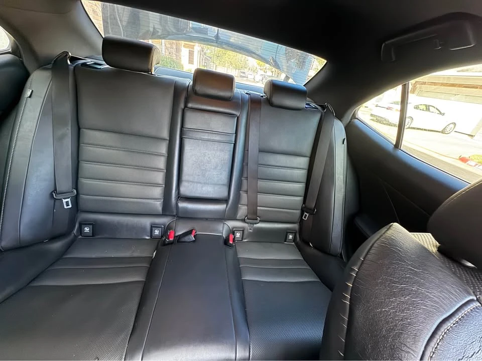 2015 Lexus IS 3rd Gen - Image 10 of 20