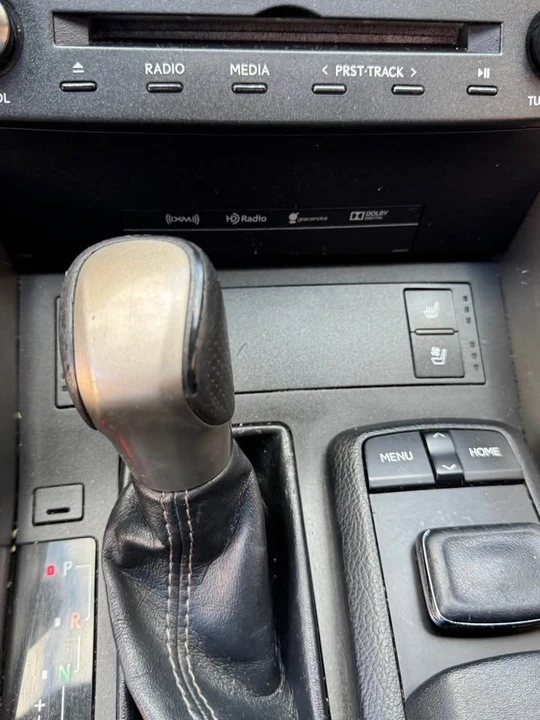 2015 Lexus IS 3rd Gen - Image 16 of 20