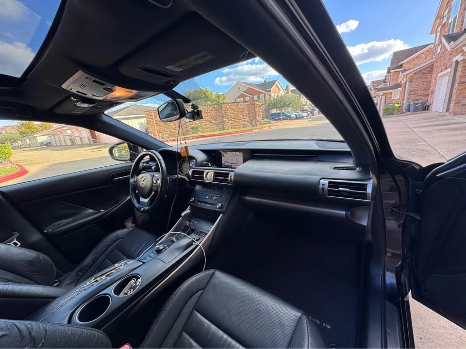 2015 Lexus IS 3rd Gen - Image 19 of 20