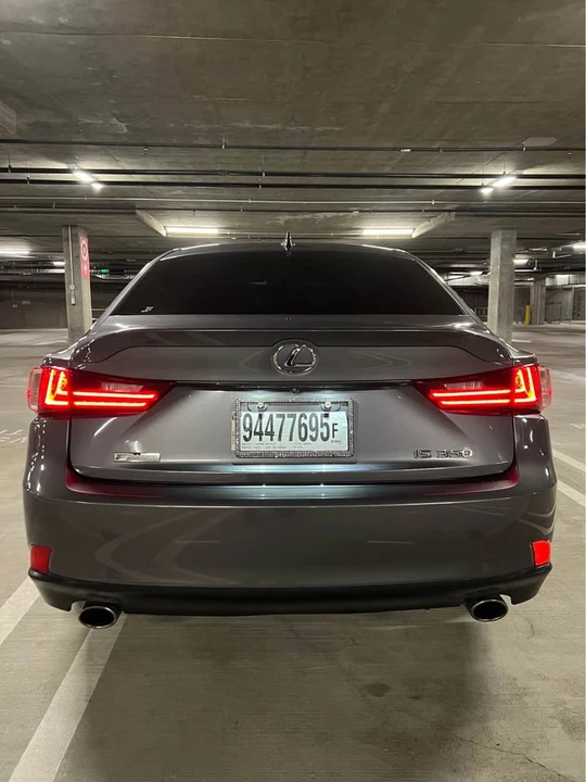 2015 Lexus IS 3rd Gen - Image 8 of 20