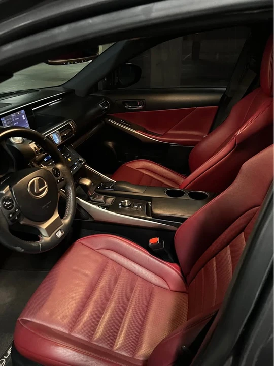 2015 Lexus IS 3rd Gen - Image 17 of 20