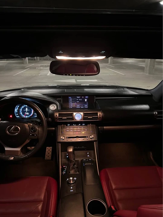 2015 Lexus IS 3rd Gen - Image 19 of 20