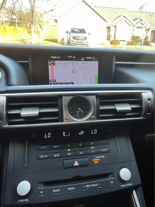 2015 Lexus IS 3rd Gen - Image 15 of 19