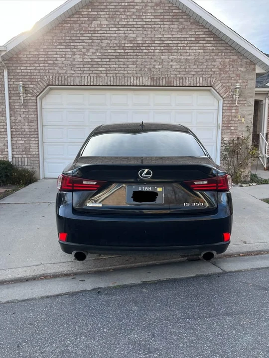 2015 Lexus IS 3rd Gen - Image 17 of 19