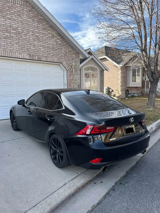 2015 Lexus IS 3rd Gen - Image 16 of 19