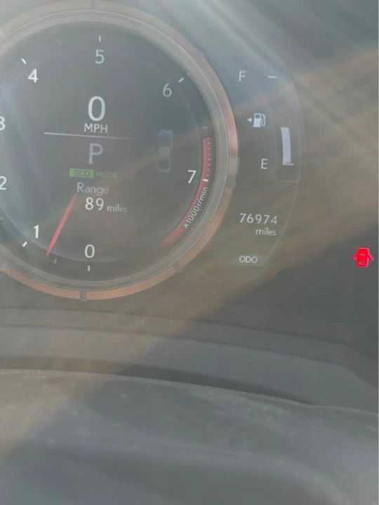 2015 Lexus IS 3rd Gen - Image 13 of 14
