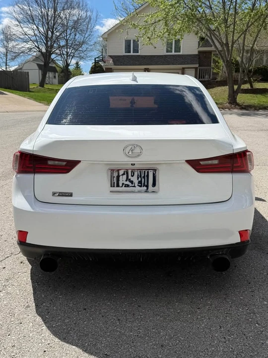 2015 Lexus IS 3rd Gen - Image 5 of 16
