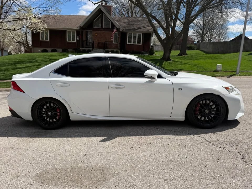 2015 Lexus IS 3rd Gen - Image 6 of 16