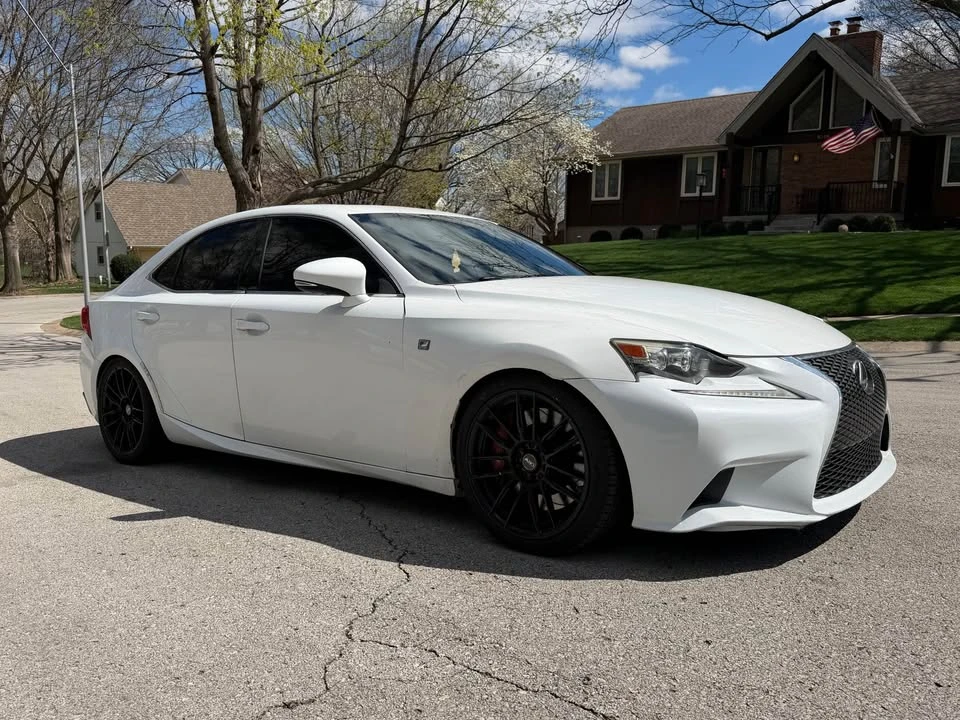 2015 Lexus IS 3rd Gen - Image 7 of 16