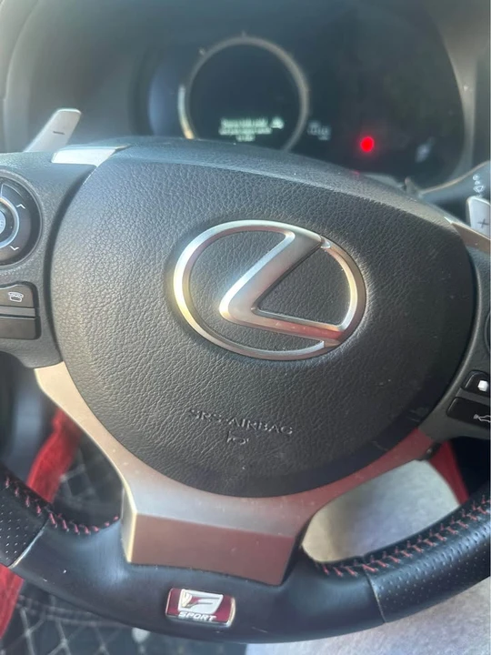 2015 Lexus IS 3rd Gen - Image 13 of 15