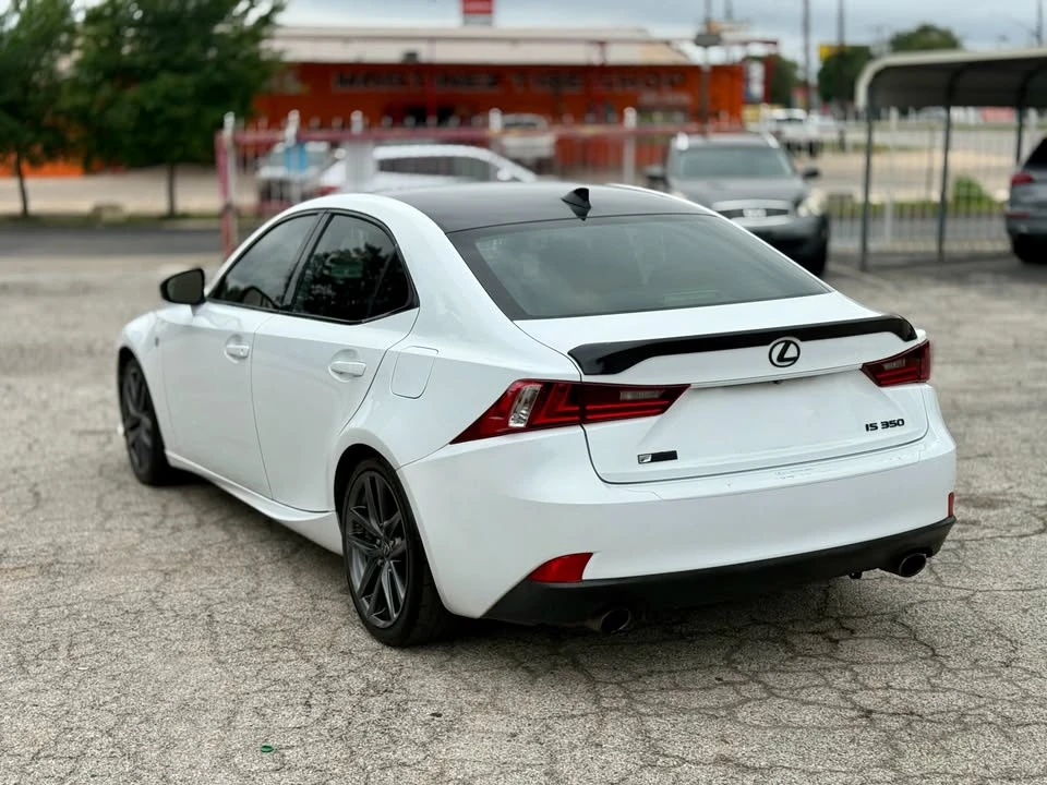 2015 Lexus IS 3rd Gen - Image 7 of 10