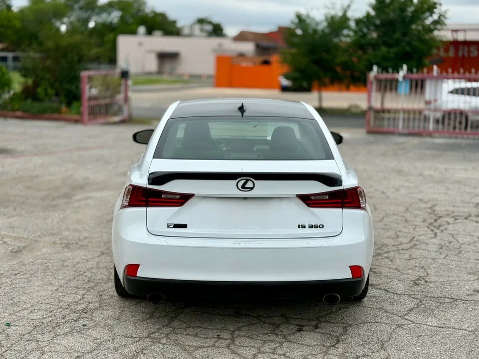 2015 Lexus IS 3rd Gen - Image 8 of 10