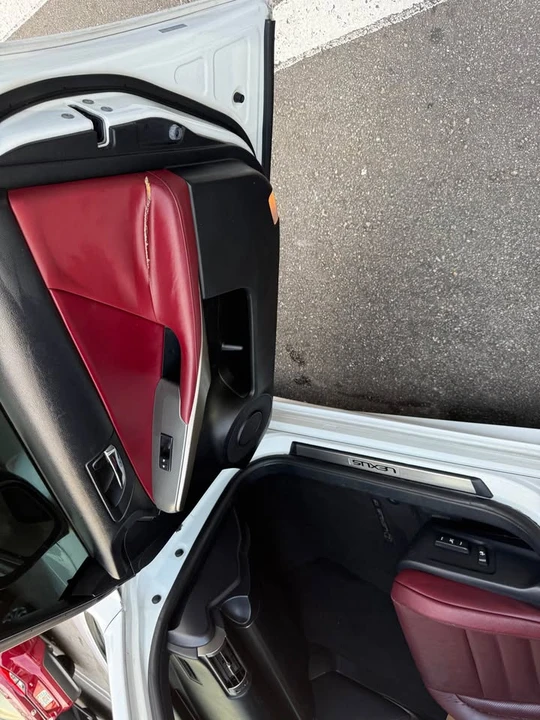 2015 Lexus IS 3rd Gen - Image 10 of 11