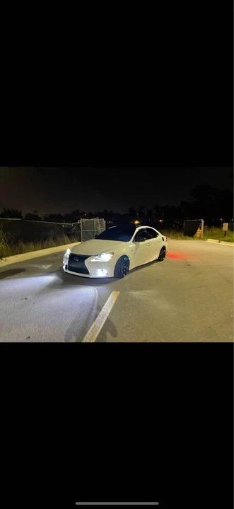 2015 Lexus IS 3rd Gen - Image 3 of 11