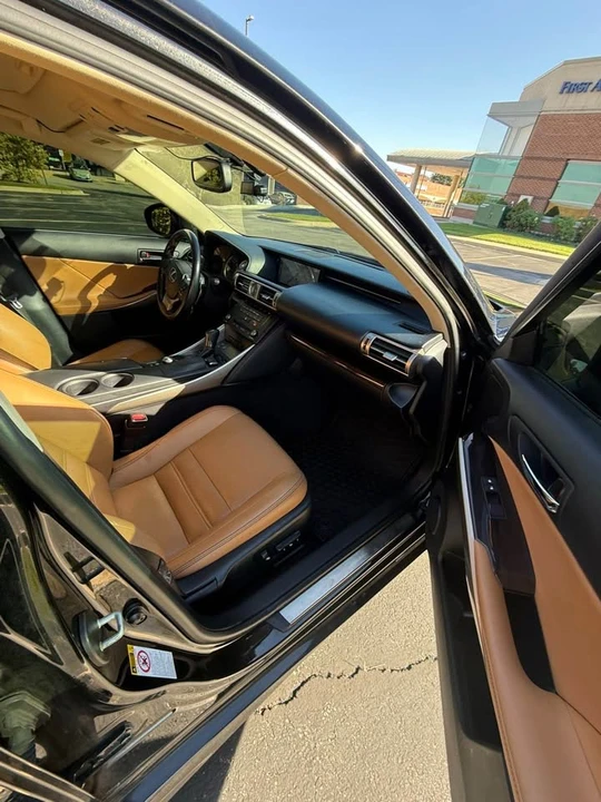 2015 Lexus IS 3rd Gen - Image 8 of 14
