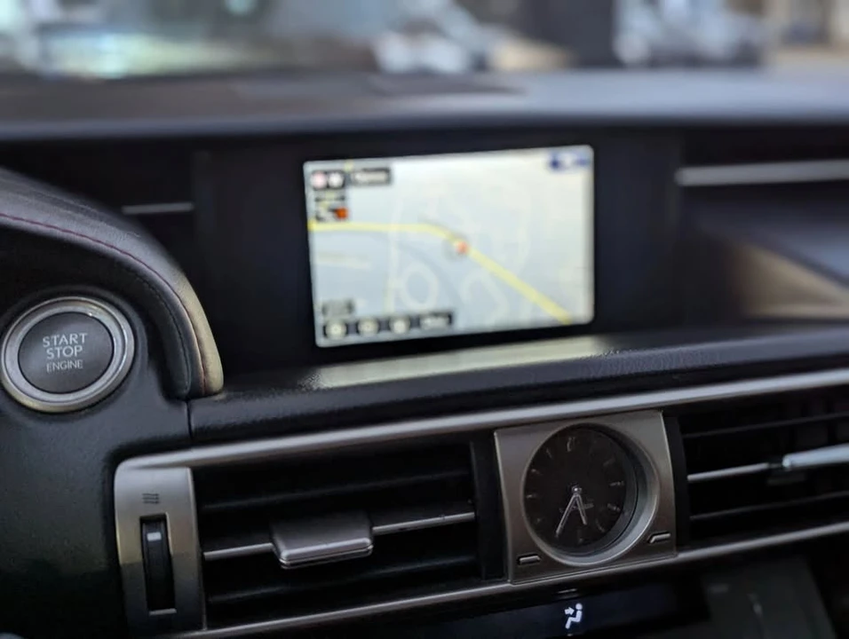 2015 Lexus IS 3rd Gen - Image 19 of 20