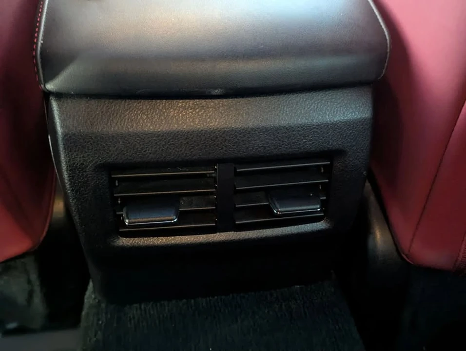 2015 Lexus IS 3rd Gen - Image 10 of 20