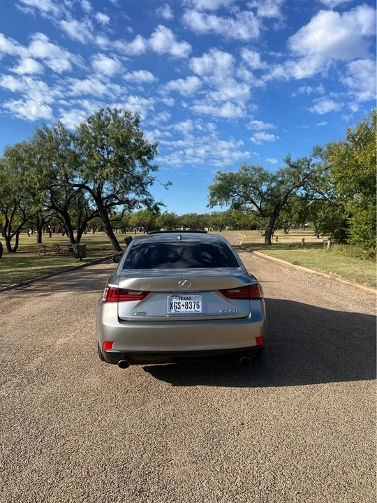 2015 Lexus IS 3rd Gen - Image 15 of 16