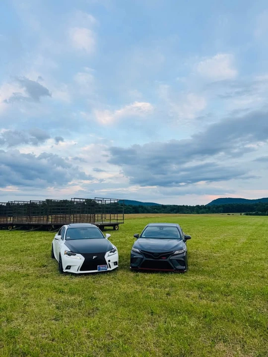 2015 Lexus IS 3rd Gen - Image 2 of 2