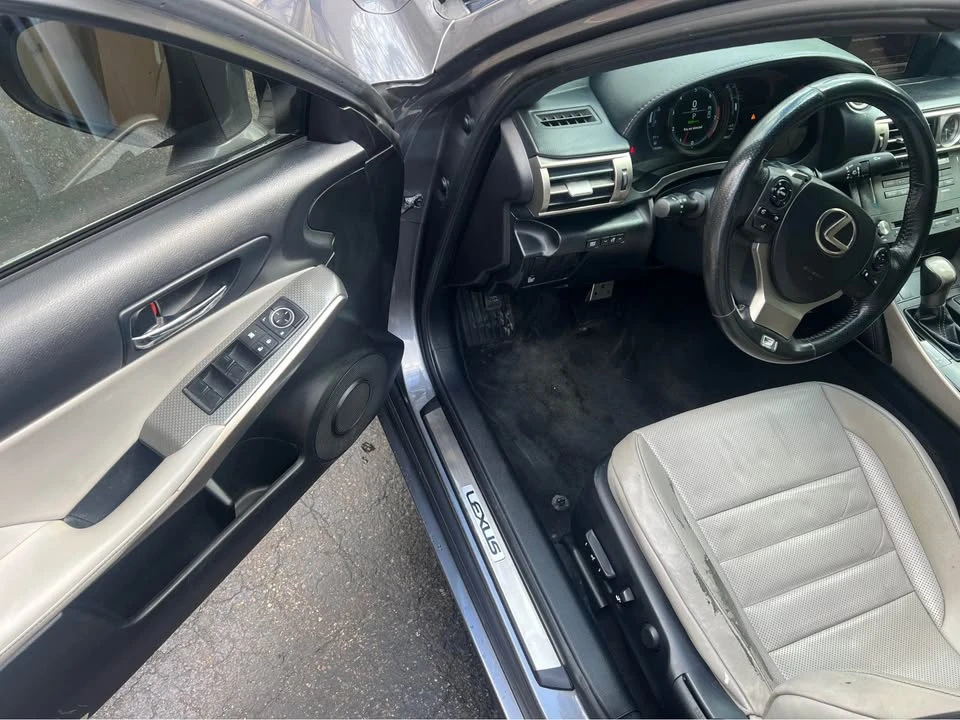 2015 Lexus IS 3rd Gen - Image 14 of 16