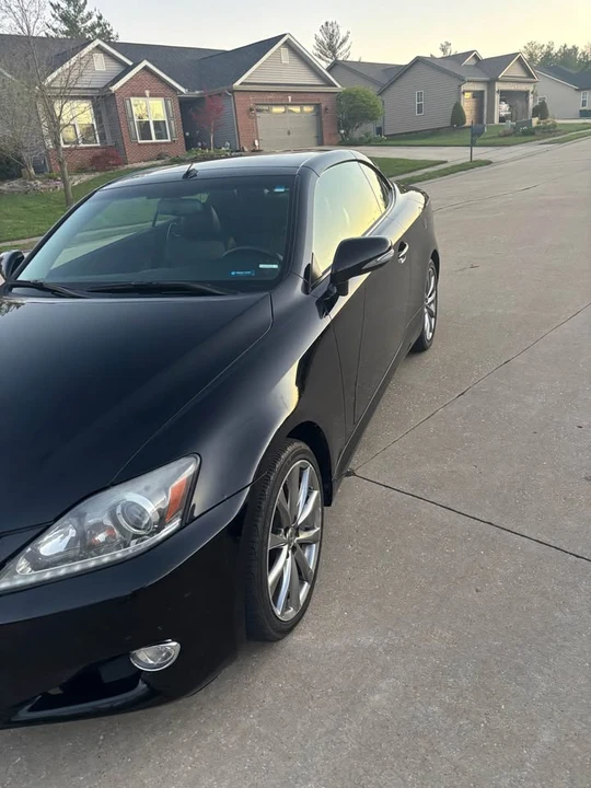 2015 Lexus IS 2nd Gen - Image 3 of 14