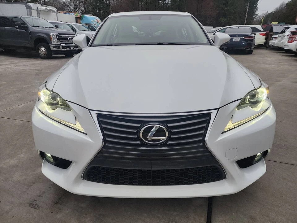 2015 Lexus IS 3rd Gen - Image 9 of 31