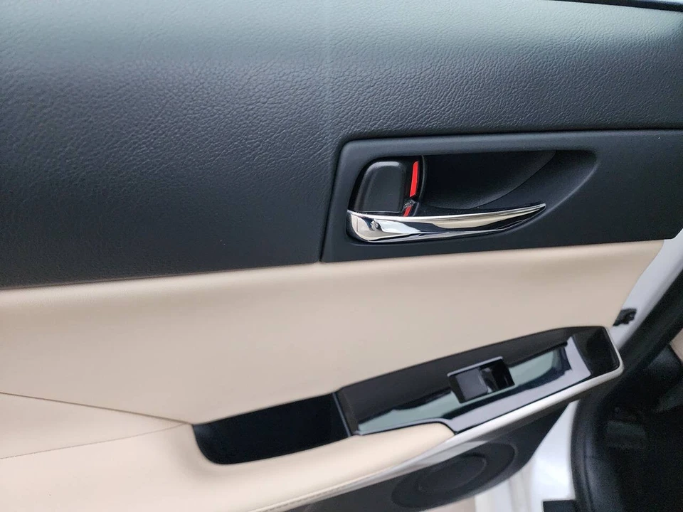 2015 Lexus IS 3rd Gen - Image 30 of 31