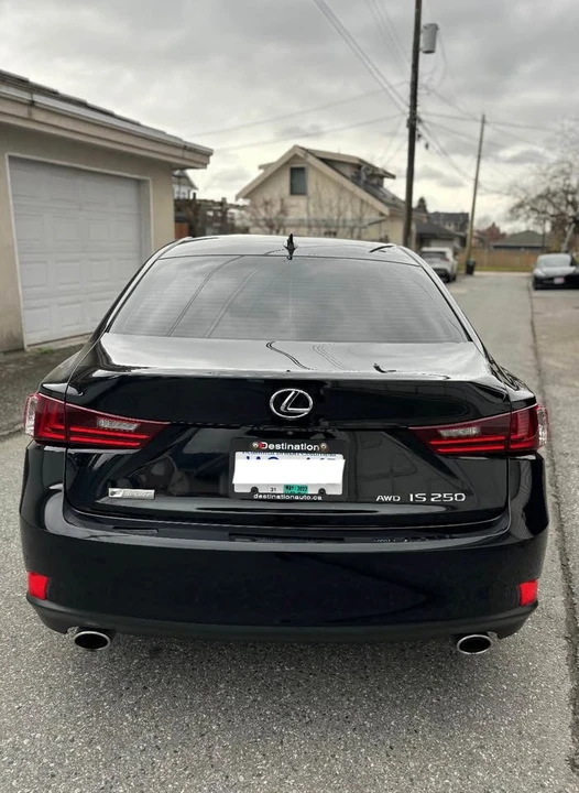 2015 Lexus IS 3rd Gen - Image 4 of 4