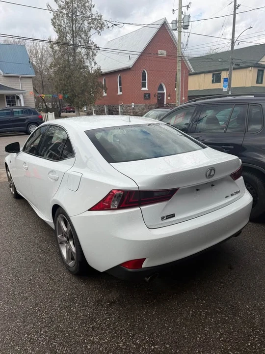 2015 Lexus IS 3rd Gen - Image 4 of 8