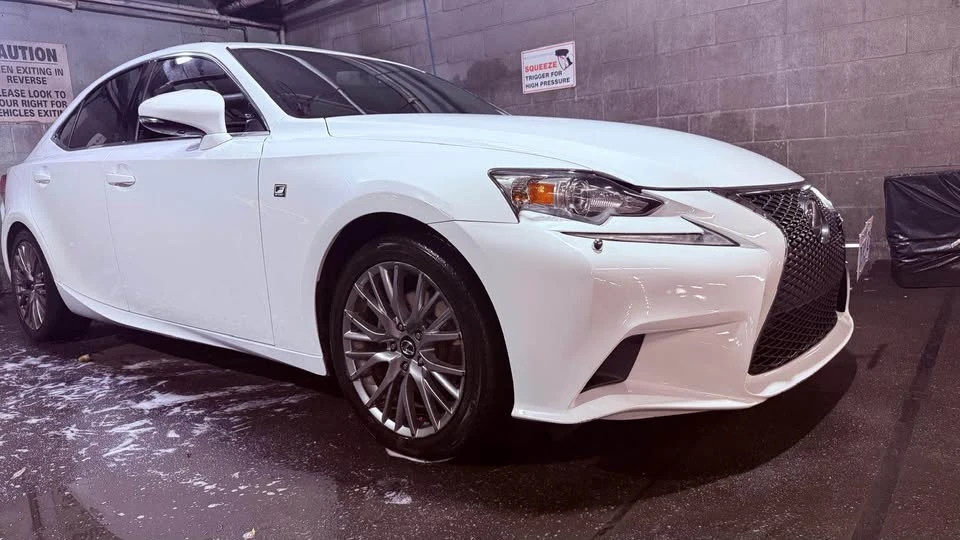 2015 Lexus IS 3rd Gen - Image 9 of 10