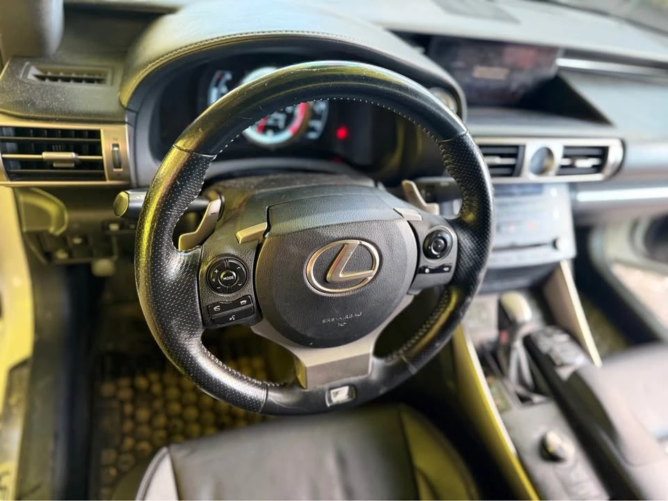 2015 Lexus IS 3rd Gen - Image 5 of 15