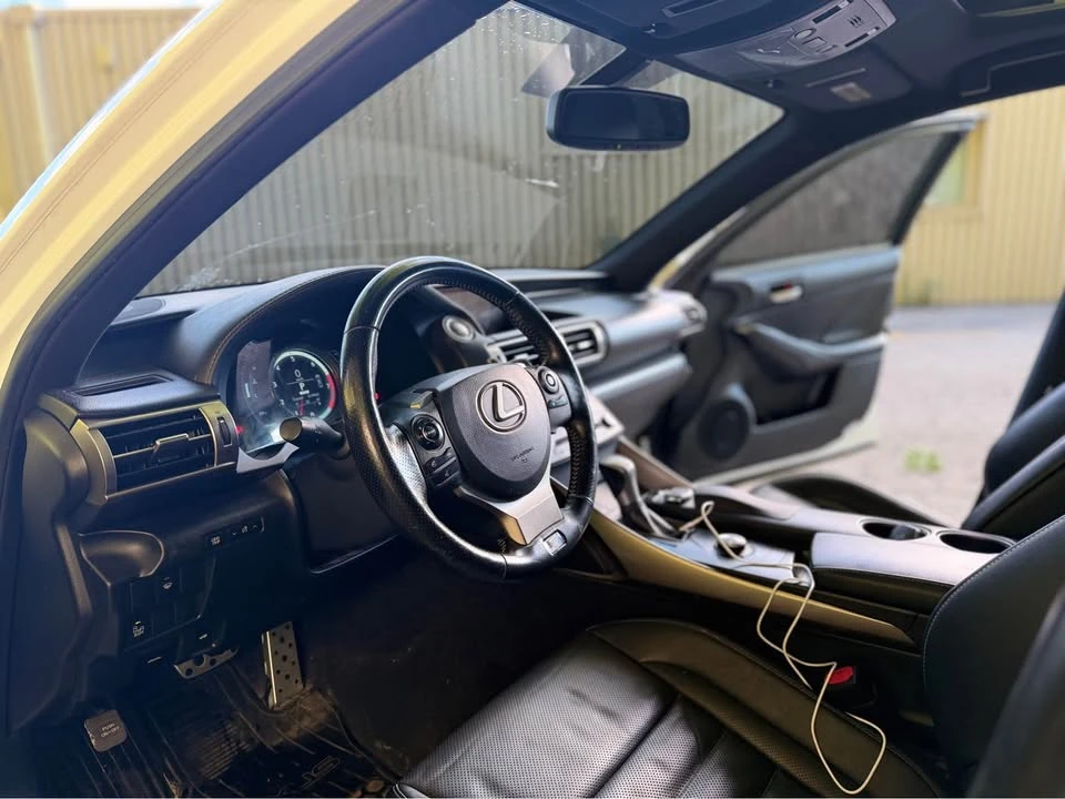 2015 Lexus IS 3rd Gen - Image 4 of 15