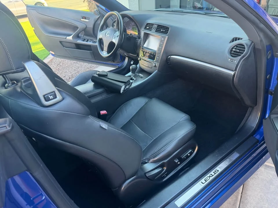 2015 Lexus IS 3rd Gen - Image 13 of 20