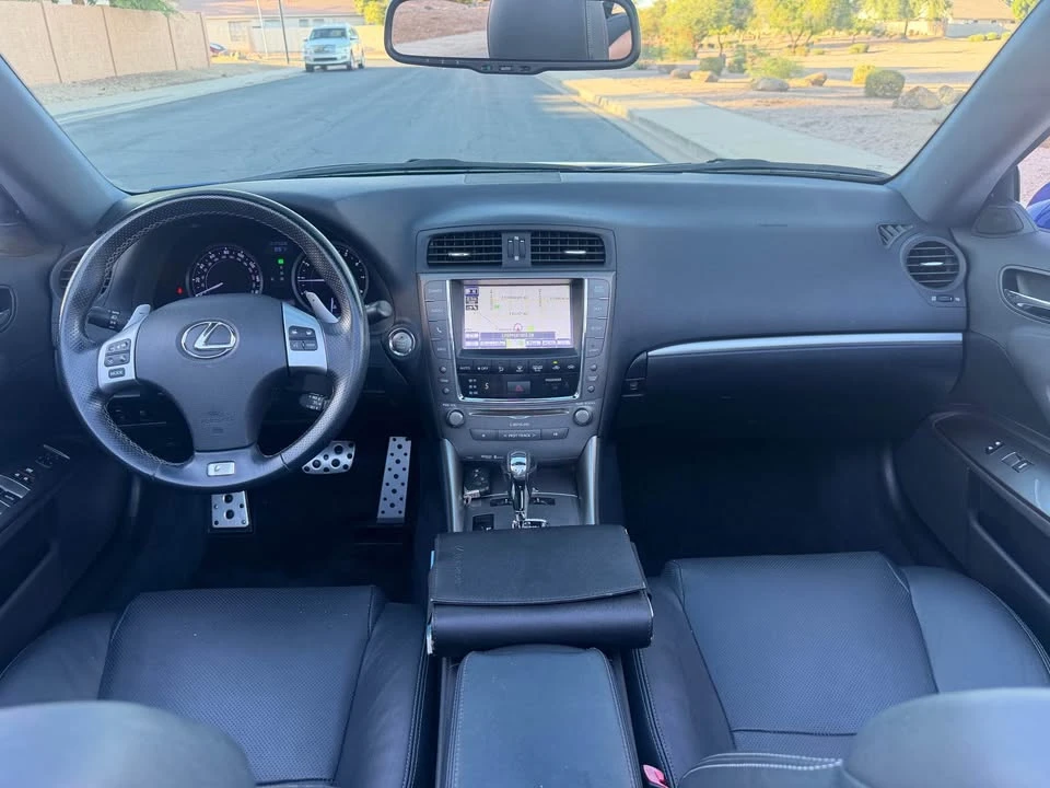 2015 Lexus IS 3rd Gen - Image 11 of 20