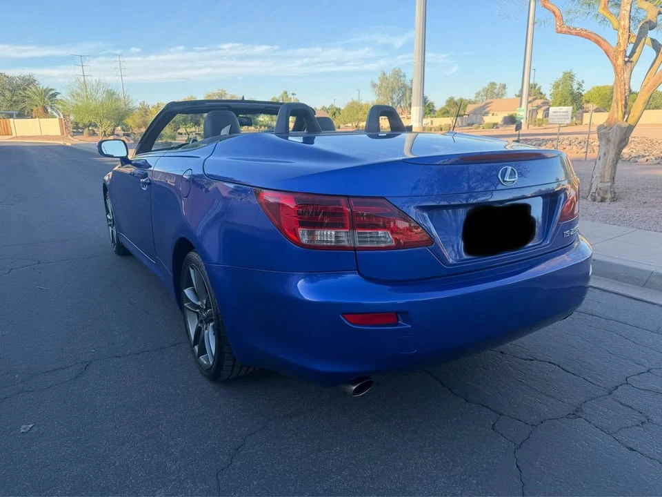2015 Lexus IS 3rd Gen - Image 5 of 20