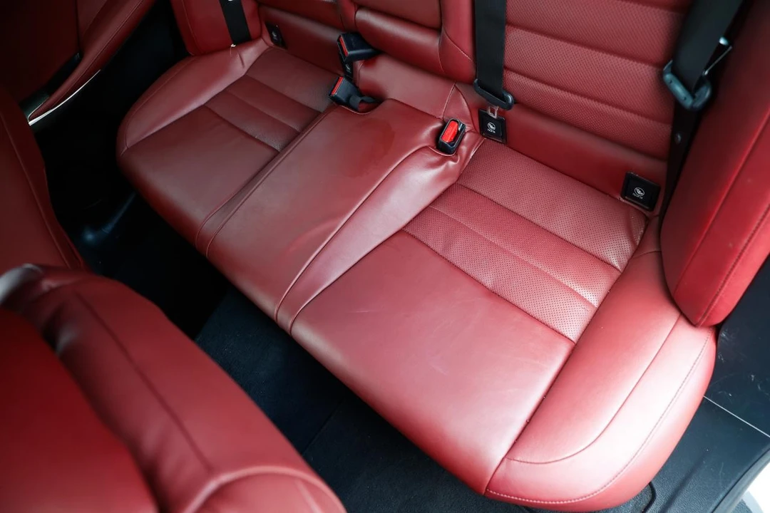 2015 Lexus IS 3rd Gen - Image 10 of 31