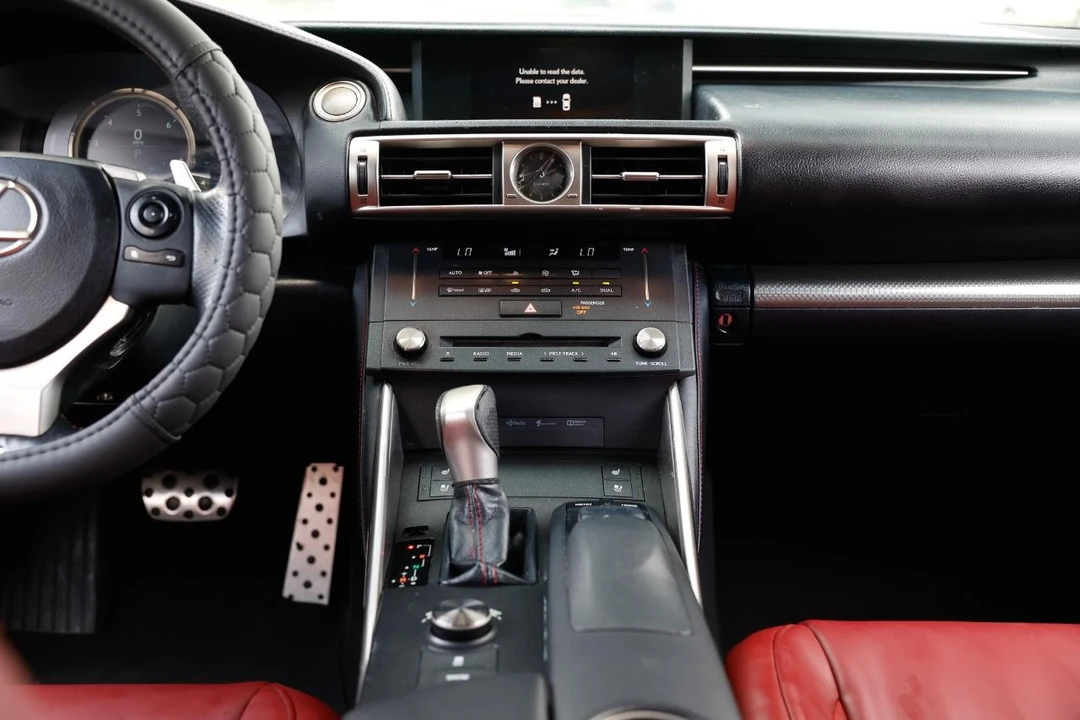 2015 Lexus IS 3rd Gen - Image 31 of 31