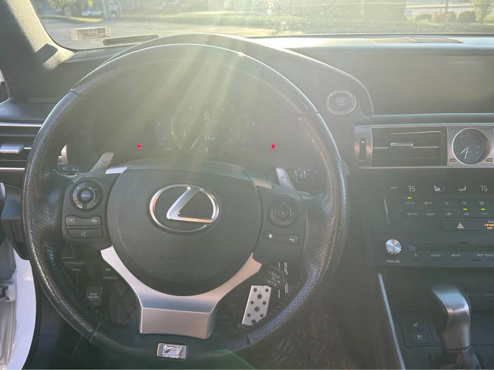 2015 Lexus IS 3rd Gen - Image 4 of 13